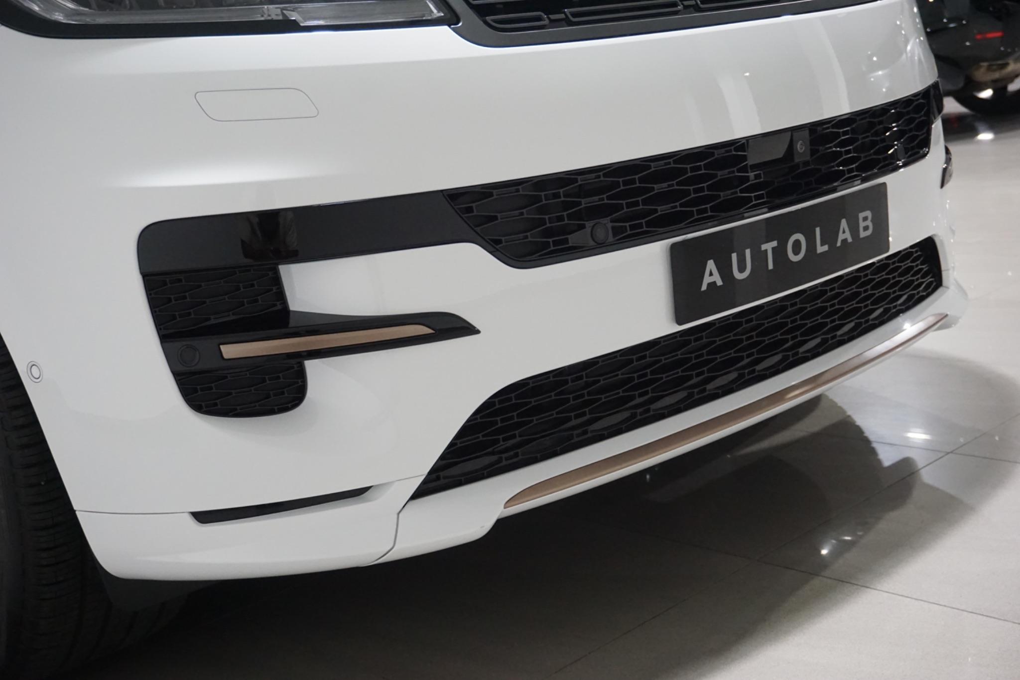 Land Rover Range Rover Sport 3.0 D300 MHEV Dynamic SE Auto 4WD Euro 6 (s/s) 5dr
